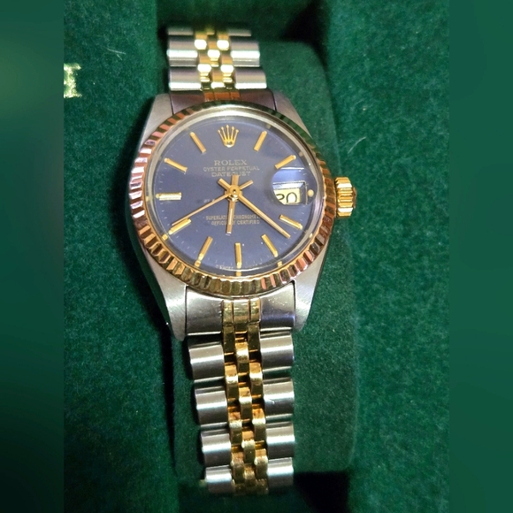 Rolex Oyster Perpetual Datejust ladies watch - Picture 14 of 17
